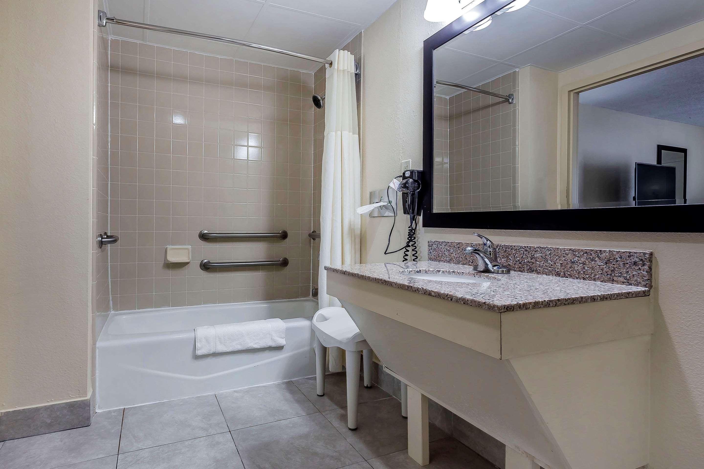 Quality Inn Aberdeen Zewnętrze zdjęcie